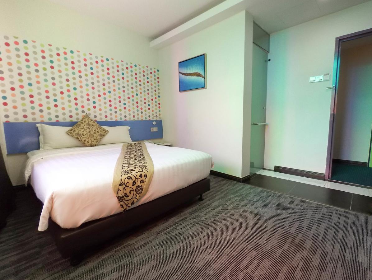 Baguss Hotel And Serviced Apartment Johor Bahru Exterior photo