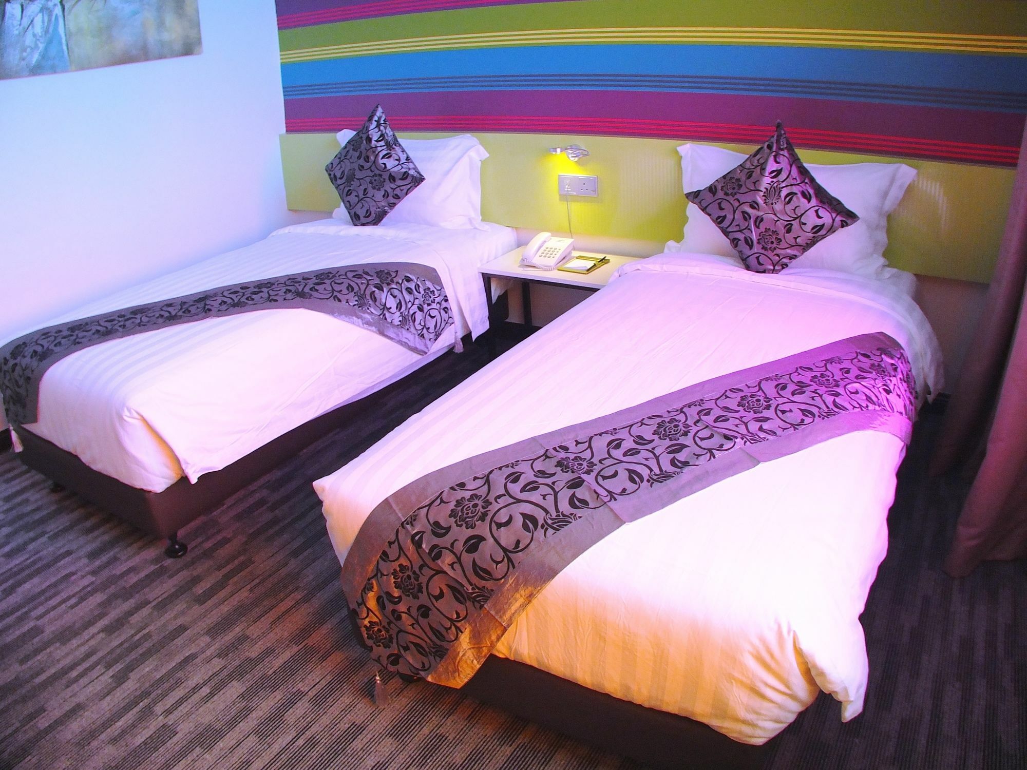 Baguss Hotel And Serviced Apartment Johor Bahru Exterior photo