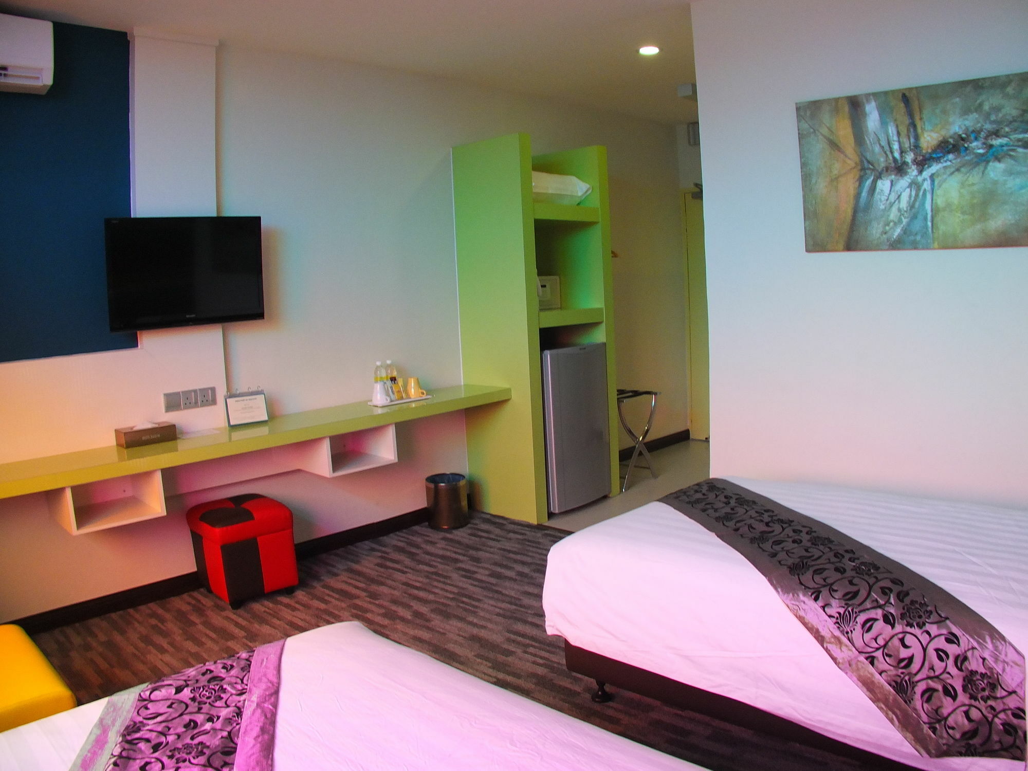 Baguss Hotel And Serviced Apartment Johor Bahru Exterior photo
